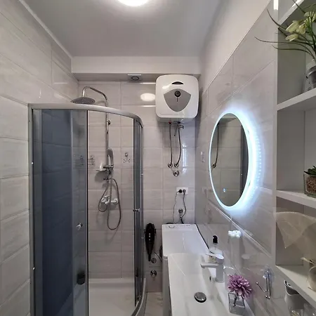 Mystic Grey Apartment *