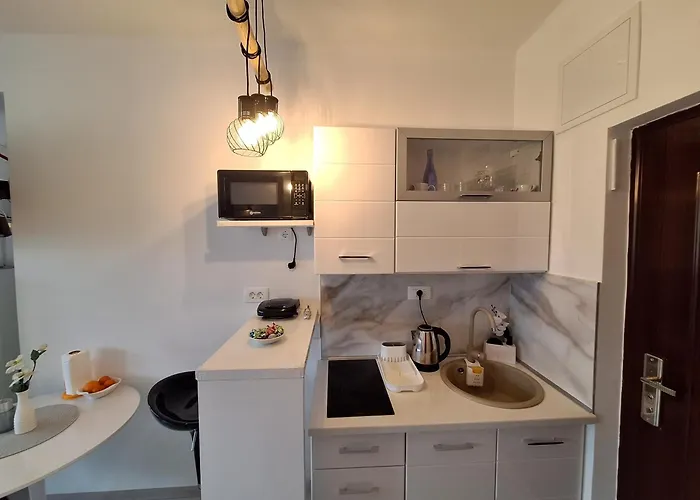 Mystic Grey 아파트 플로체