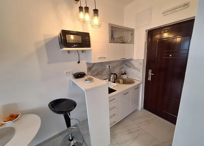 Mystic Grey 아파트 플로체